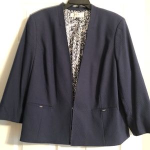 Navy textured blazer
